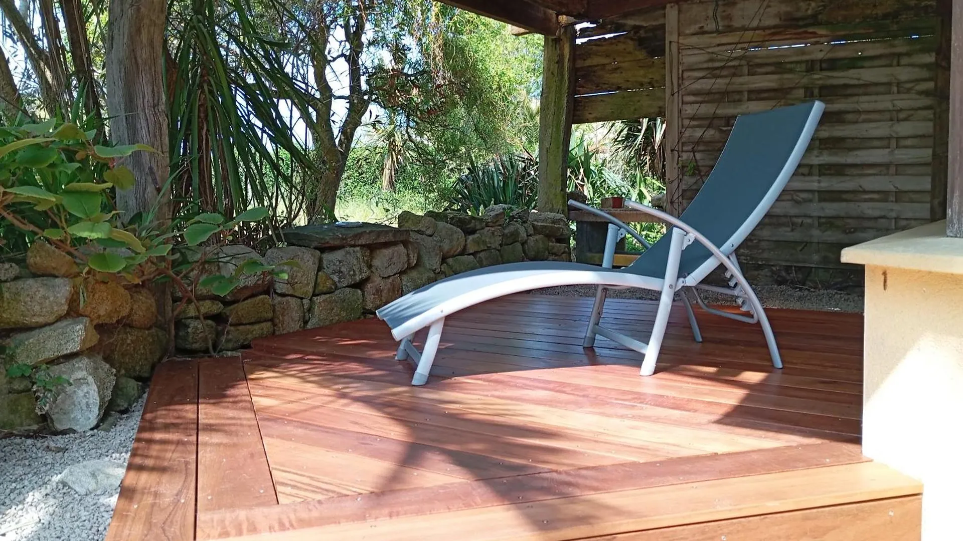 Holiday home Evasion Exotique A 700 Metres De La Plage Plouescat France